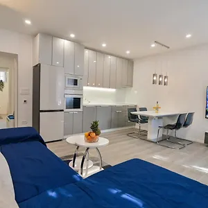 Apartment Bacvice 21, Split